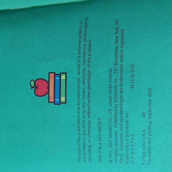 Bundle of Hello Kitty Books - Picture 10 of 11